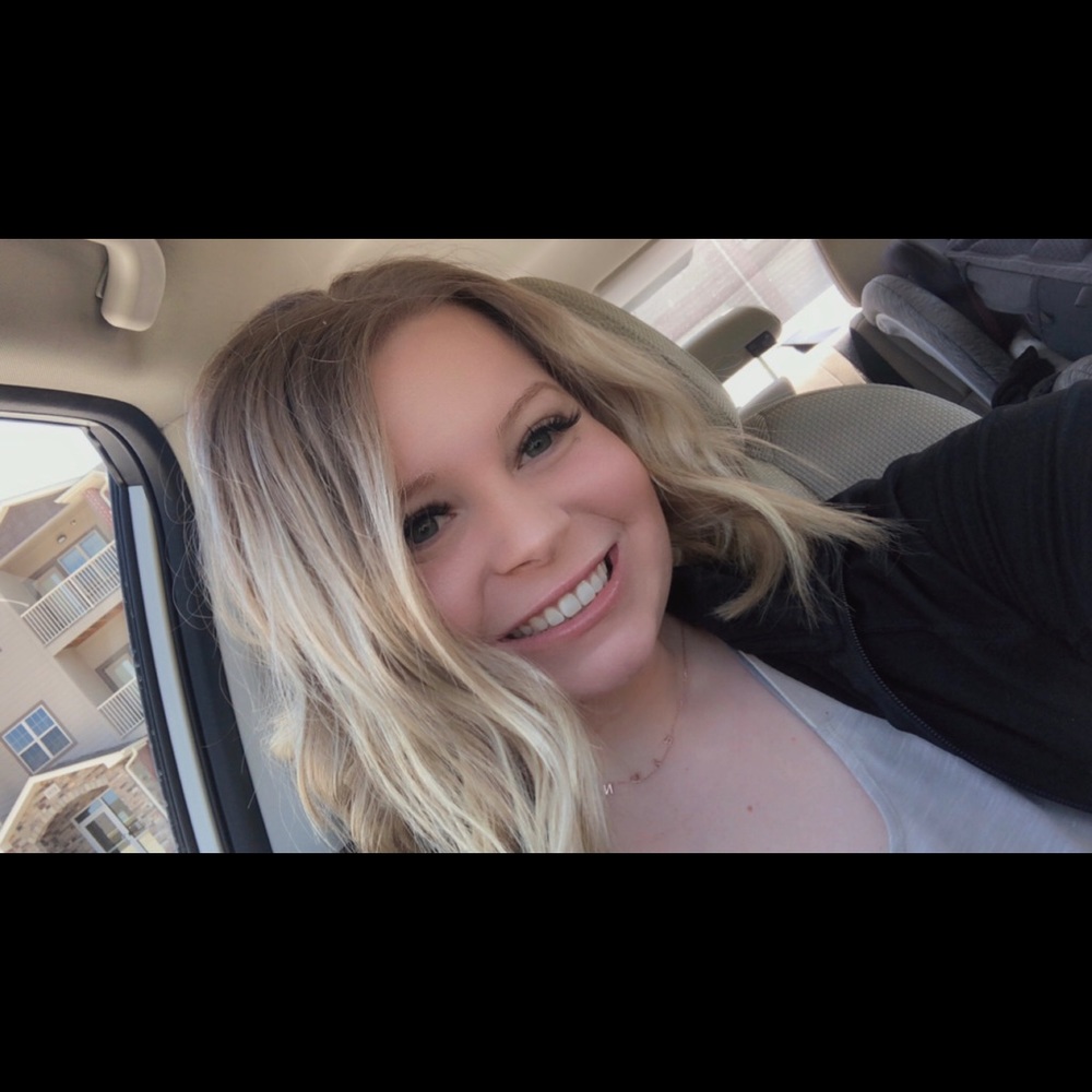 Meet your Posher, Sydni